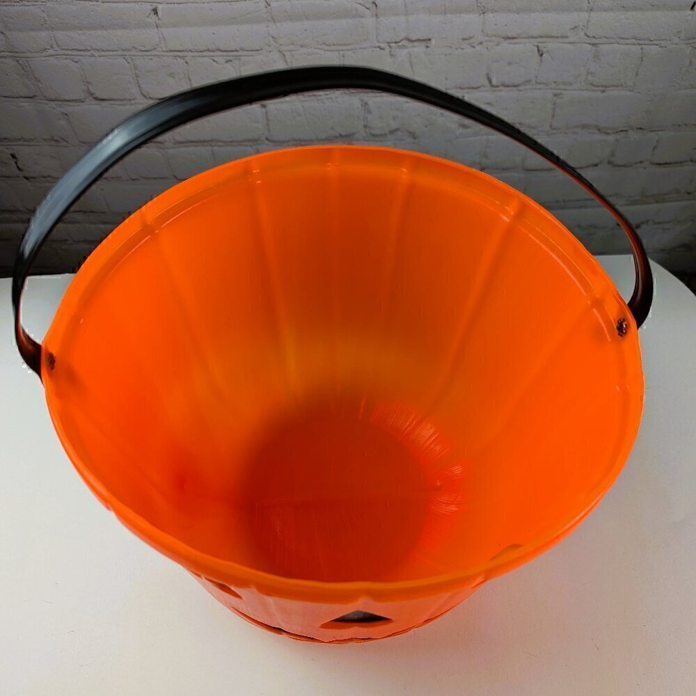 Vintage 80s/90s Halloween Pumpkin Large Candy Bucket - Picture 3 of 5